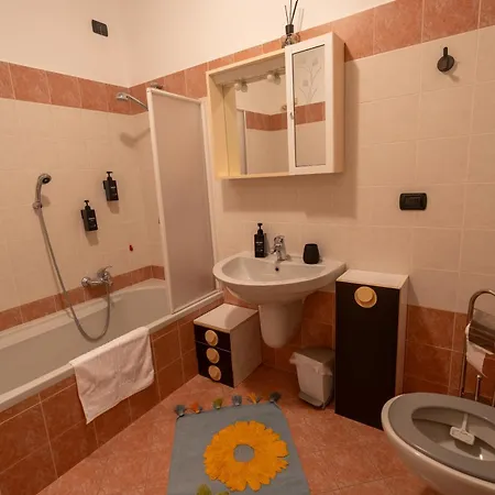 Apartment Atelier Dei Viaggiatori Domodossola